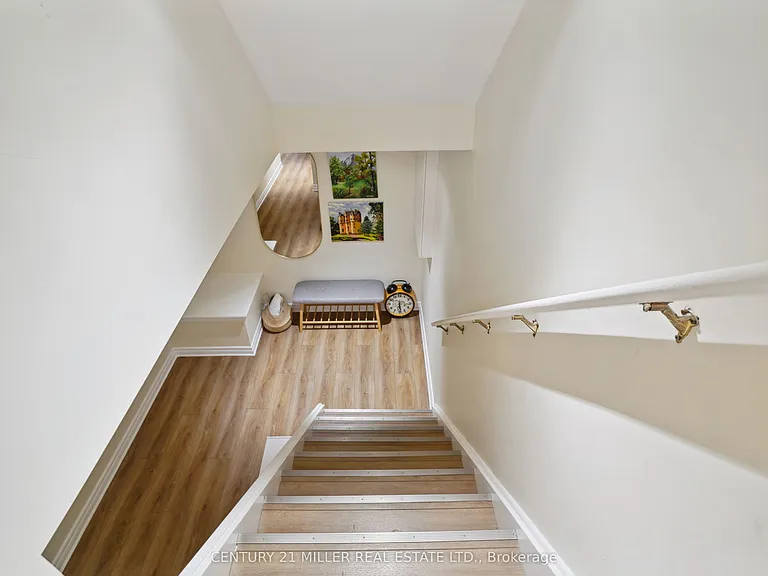 1383 Tobyn Dr — Photo 28