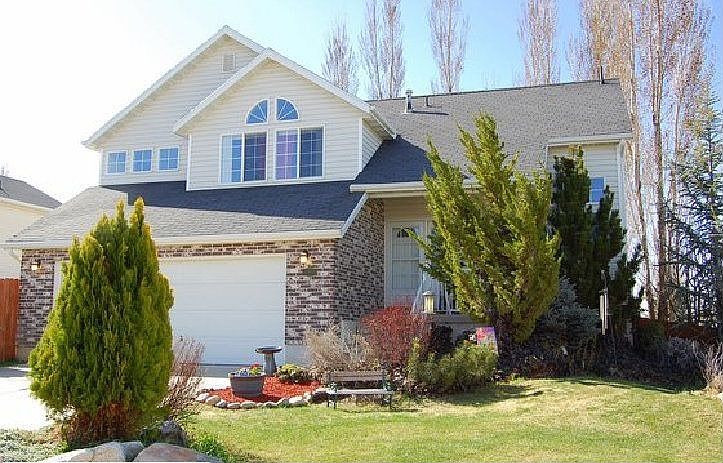 3099 West 4425 South