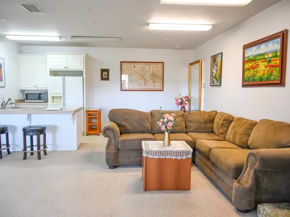 1798 Vista Del Lago Dr #A, Fallbrook, CA 92028