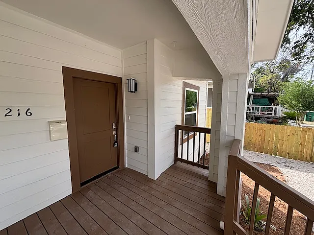 216 University Ave #102 — Photo 17