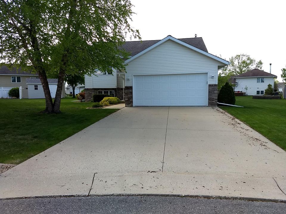 1st image of 112 Bunker Ct
