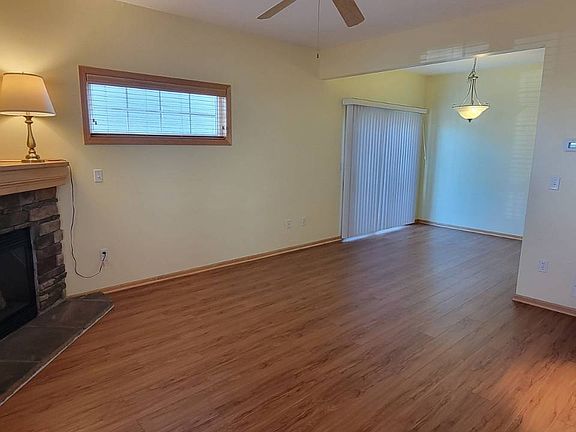 4th image of 2005 SW 35th St Unit 1602
