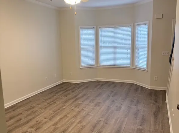 609 Cashmere Dr, Thompsons Station, TN 37179