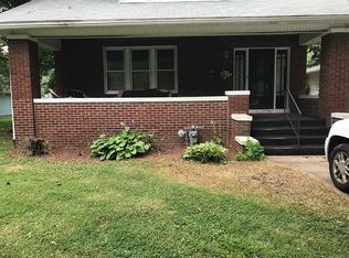 405 Greenwood Pl, Collinsville, IL 62234