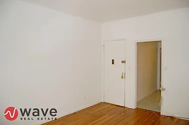 Rented by Wave Real Estate Group