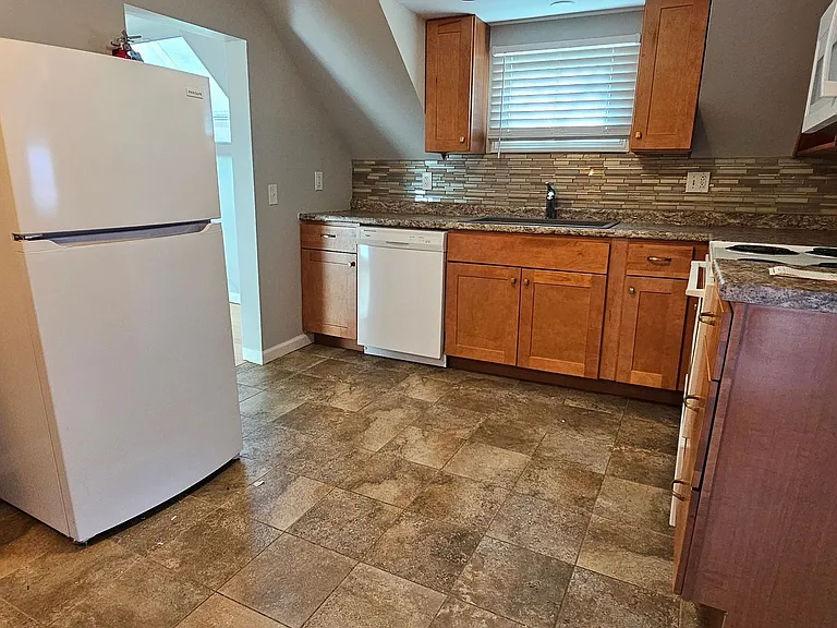 158 Main Street — Photo 7