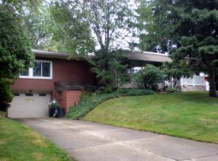 515 Andrews Park Blvd, Erie, PA 16511