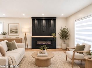 250 Rosslyn Ave N, Hamilton, ON L8L 7R1