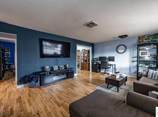 105 E Rogers St, Clinton, MO 64735