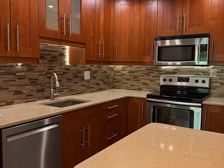46 Woodbine Ct — Photo 7
