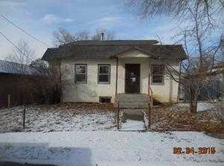 123 W Winthrop St, Newcastle, WY 82701