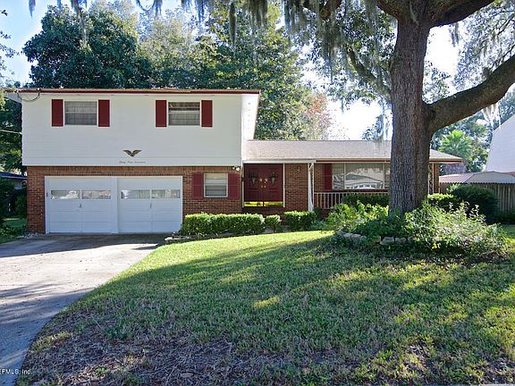 2nd image of 3917 Cherokee Villa Ln