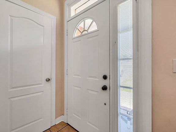 5th image of 7511 Kingwood Ct