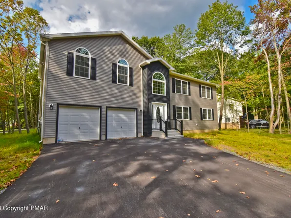3127 Wintergreen Ln, Pocono Summit, PA 18346