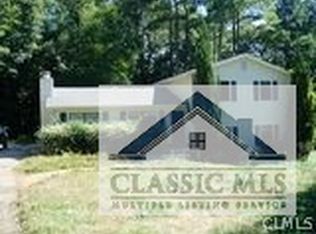 1168 Blazing Rdg, Lawrenceville, GA 30045