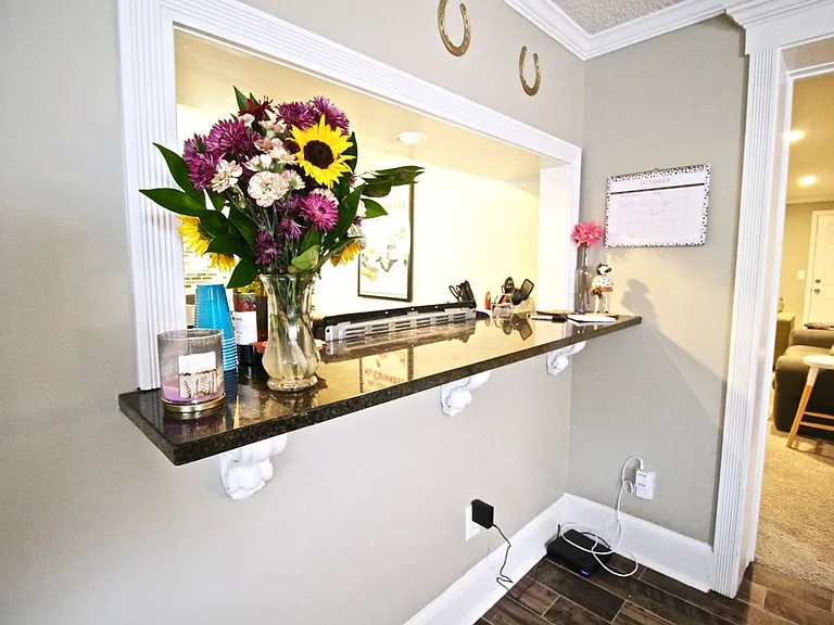 Plaza La Belle Apartments — Photo 62