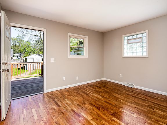 5th image of 3623 Burchfield Dr