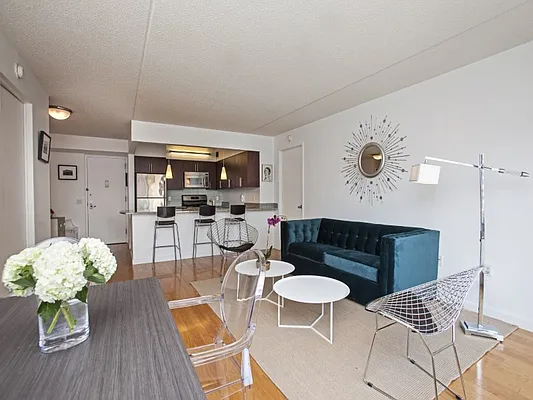 Sold by Sotheby's International Realty | media 1