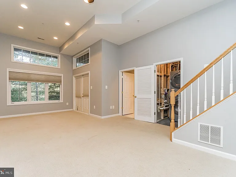 4858 Lee Hollow Pl — Photo 28
