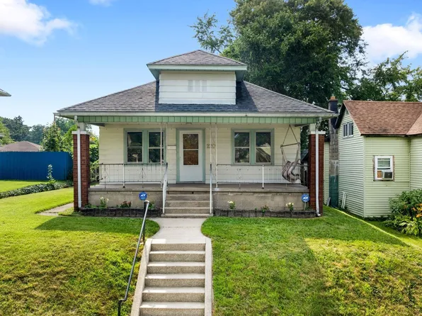 2201 Catalpa Ave, South Bend, IN 46613