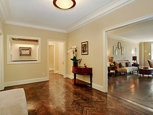 Sold by Corcoran | media 21