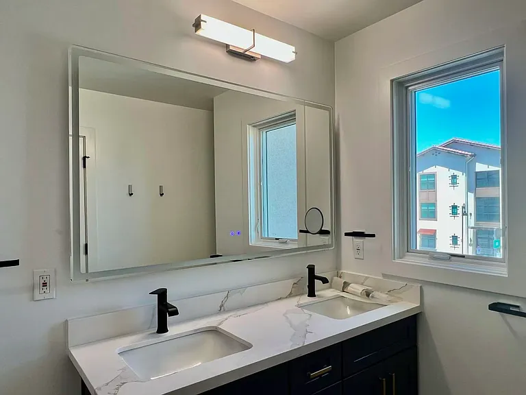 560 El Camino Real #208 — Photo 11
