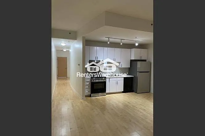 929 Portland Ave #1408 — Photo 5