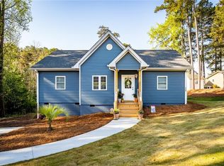 129 Peninsula Pt, Starr, SC 29684