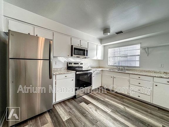 4th image of 1020 Elmwood St Unit 2-A