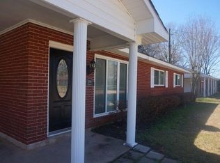 2008 Roanoke St, Alexandria, LA 71301
