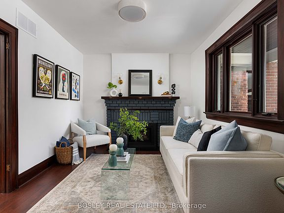 5th image of 249 Gainsborough Rd