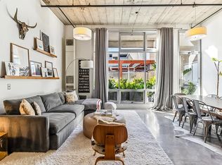 255 3rd St APT 206, Oakland, CA 94607
