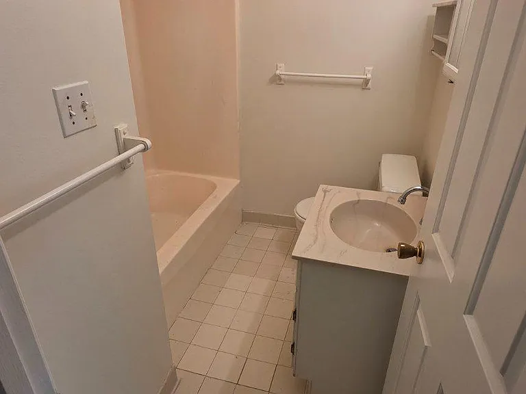 508 W Benforest Dr — Photo 4