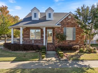471 Doris Dr, Springdale, AR 72762