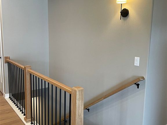 3rd image of 130 Buysse Ln
