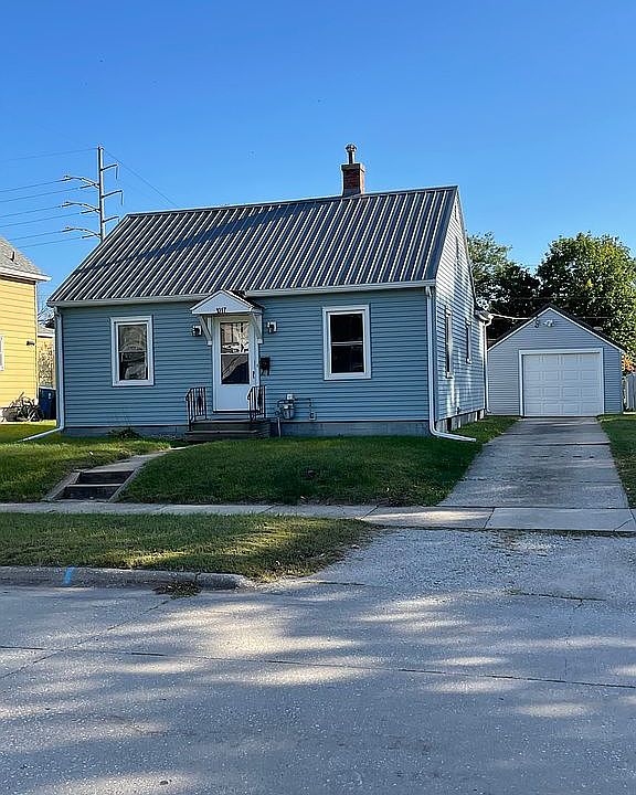 1st image of 1017 Dawson St