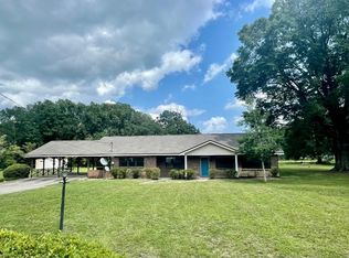 82 Twin Lakes Dr, Defuniak Springs, FL 32433