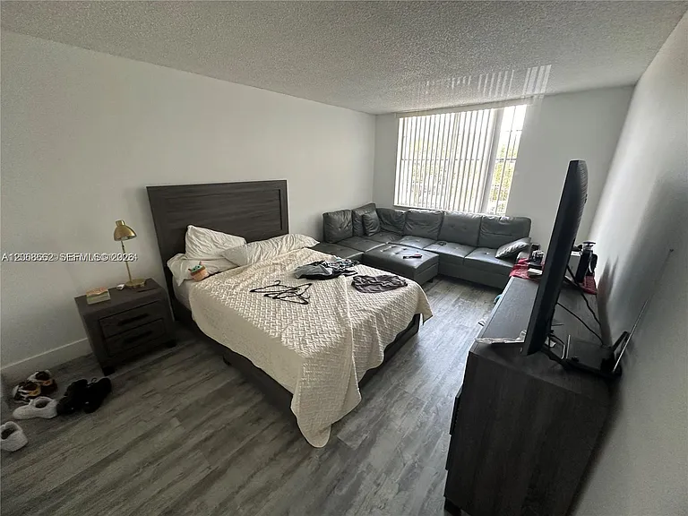 486 NW 165th St #B303 — Photo 9
