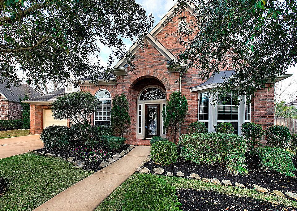 1st image of 3302 Charlston Ct