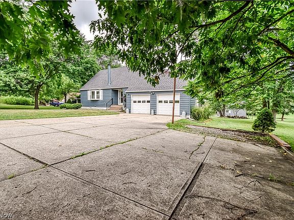2nd image of 339 Sprague Rd