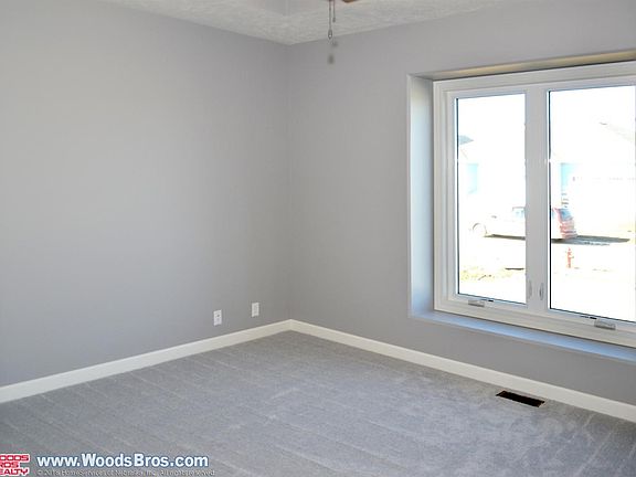 5th image of 1330 N 101st St