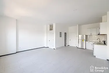 610 East 16th Street