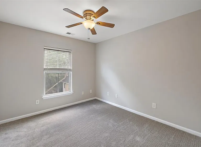 1948 Hubbell Dr — Photo 14