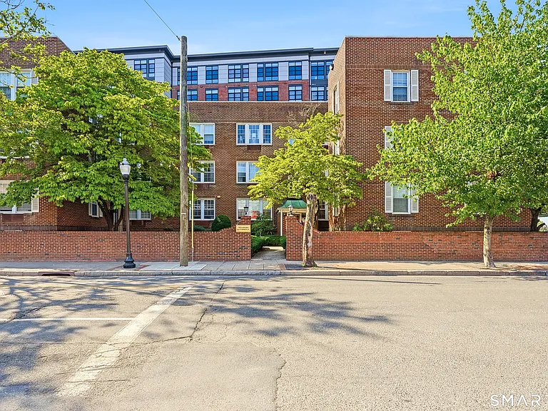 833 Summer St #2E — Photo 1
