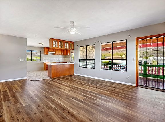 2nd image of 9442 Keahi Pl