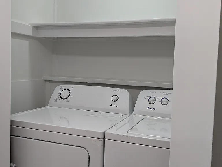 Included washer/dryer