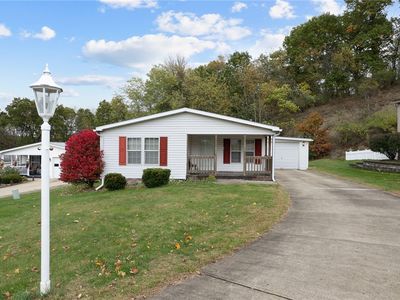 179 Rock Lake Dr, Zelienople, PA, 16063