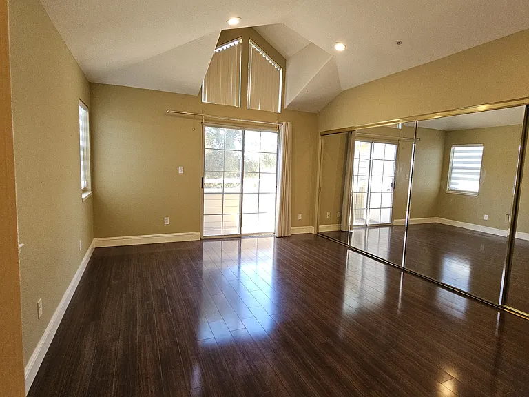 376 Treasure Island Dr — Photo 15