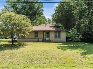 5720 N Seneca St, Wichita, KS 67204