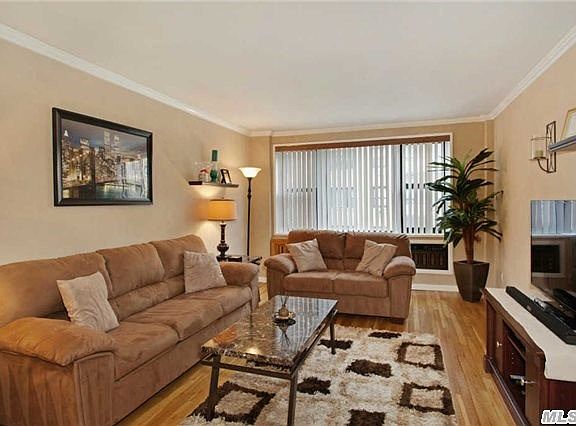 4th image of 1 Birchwood Ct #20